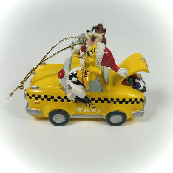 Warner Bros Looney Tunes NYC Taxi Yellow Cab Christmas Ornament 2000 RARE Bugs - Picture 3 of 15